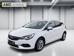 Schneeweiss/summitwhite/arctic Gebraucht 2021 Opel Astra Elegance Limousine | 16.890 € (Guter Preis)