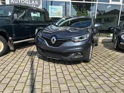 Grau Gebraucht 2017 Renault Kadjar Experience SUV | 11.990 € (Fairer Preis)