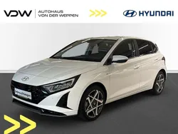 Weiß Gebraucht 2024 Hyundai i20 Prime Limousine | 19.900 € (Guter Preis)
