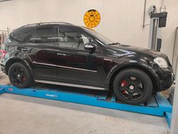 Schwarz Gebraucht 2006 Mercedes ML63 AMG AMG SUV | 14.900 € (Guter Preis)