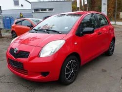 Rot Gebraucht 2008 Toyota Yaris Cool Limousine | 2.299 € (Fairer Preis)