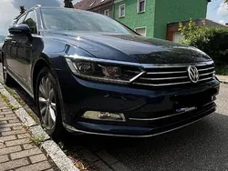 Blau Gebraucht 2017 VW Passat Highline Kombi | 15.500 € (Teuer)