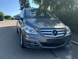 Grau Gebraucht 2008 Mercedes B200 Edition Van / Kleinbus | 5.999 € (Fairer Preis)