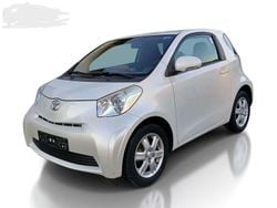 Weiß Gebraucht 2010 Toyota iQ Kleinwagen | 8.990 € (Etwas zu teuer)