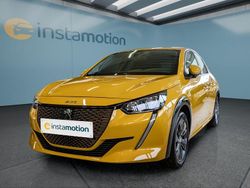 Gelb Gebraucht 2021 Peugeot e-208 Kleinwagen | 14.949 € (Fairer Preis)