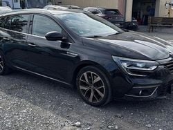 Schwarz Gebraucht 2018 Renault Mégane IV Bose Edition Limousine | 10.299 € (Superpreis)