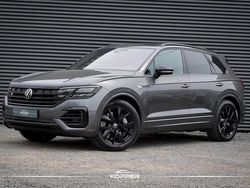Grau Gebraucht 2020 VW Touareg R SUV | 58.110 € (Teuer)