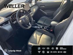 Weiss Gebraucht 2023 Toyota Corolla Cross Lounge SUV | 34.990 € (Guter Preis)