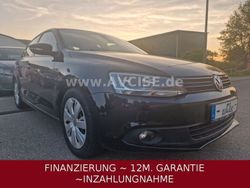 Schwarz Gebraucht 2011 VW Jetta Limousine | 7.795 € (Teuer)