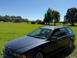 Grau Gebraucht 2001 BMW 525 Sport Line Kombi | 2.590 € (Guter Preis)