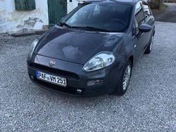 Grau Gebraucht 2016 Fiat Punto Kleinwagen | 5.500 € (Fairer Preis)