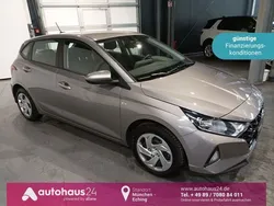 Grau Gebraucht 2023 Hyundai i20 Select Kleinwagen | 16.970 € (Guter Preis)