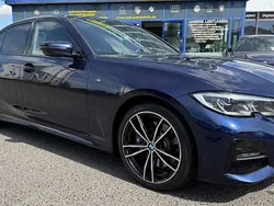 Blau Gebraucht 2020 BMW 330 M Sport Limousine | 28.380 € (Fairer Preis)