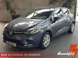 Grau Gebraucht 2017 Renault Clio IV Limousine | 10.900 € (Fairer Preis)