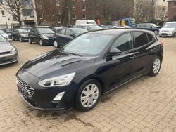 Schwarz Gebraucht 2019 Ford Focus Trend Limousine | 9.490 € (Superpreis)
