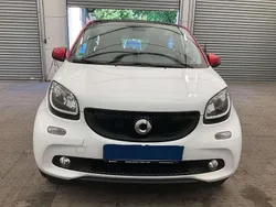 Weiß Gebraucht 2018 Smart ForFour Passion Limousine | 8.500 € (Superpreis)