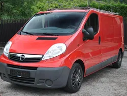 Rot Gebraucht 2011 Opel Vivaro Van | 4.900 € (Guter Preis)
