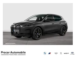 Grau Gebraucht 2023 BMW iX SUV | 67.490 € (Guter Preis)