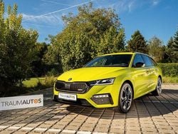 Grün Gebraucht 2024 Skoda Octavia RS Kombi | 34.690 € (Guter Preis)