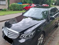 Schwarz Gebraucht 2015 Mercedes E250 Limousine | 17.799 € (Fairer Preis)