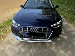 Blau Gebraucht 2023 Audi A4 Allroad Kombi | 38.500 € (Guter Preis)