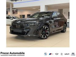 Grau Neu 2025 BMW i5 M Sport Kombi | 79.900 € (Teuer)