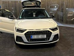 Weiß Gebraucht 2023 Audi A1 Sportback Advanced Plus Kleinwagen | 21.500 € (Guter Preis)