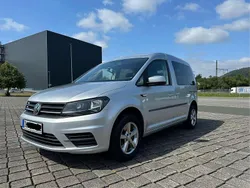 Silber Gebraucht 2016 VW Caddy Trendline Van / Kleinbus | 8.000 € (Etwas zu teuer)