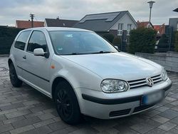Silber Gebraucht 1998 VW Golf Coupé | 1.900 € (Etwas zu teuer)