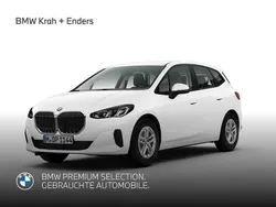 Weiß Gebraucht 2022 BMW 218 Active Tourer Van / Kleinbus | 22.200 € (Guter Preis)