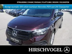 Rot Gebraucht 2024 Mercedes EQT200 Van / Kleinbus | 23.880 €