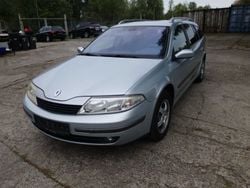 Grau metallic Gebraucht 2005 Renault Laguna II Kombi | 990 € (Guter Preis)