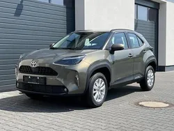 Mysticschwarz Neu 2025 Toyota Yaris Cross Active SUV | 27.680 €