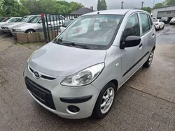 Silber Gebraucht 2009 Hyundai i10 Classic Kleinwagen | 1.950 € (Fairer Preis)