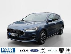 Blau Neu 2025 Ford Focus Titanium Limousine | 31.411 € (Etwas zu teuer)