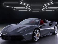 Grau Gebraucht 2018 Ferrari 488 Cabrio | 217.900 € (Superpreis)