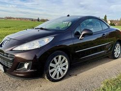 Schwarz Gebraucht 2013 Peugeot 207 Allure Cabrio | 5.900 € (Etwas zu teuer)