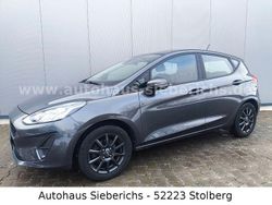 Grau Gebraucht 2020 Ford Fiesta Cool & Connect Limousine | 11.845 € (Fairer Preis)