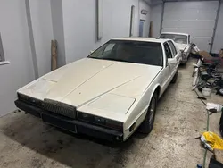 Weiß Gebraucht 1982 Aston Martin Lagonda Limousine | 38.500 €