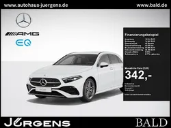 Polarweiß Gebraucht 2024 Mercedes A250 AMG Limousine | 36.380 € (Fairer Preis)