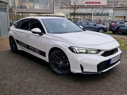 Platinum white (weiß) Gebraucht 2025 Honda Civic Advance Limousine | 38.980 € (Etwas zu teuer)