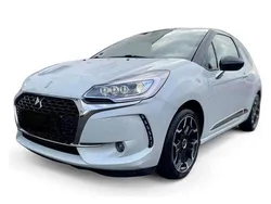 Weiß Gebraucht 2018 Citroën DS3 Limousine | 11.199 € (Fairer Preis)