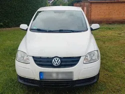 Weiß Gebraucht 2005 VW Fox Kleinwagen | 1.050 € (Fairer Preis)
