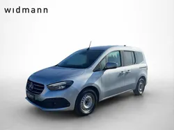 Silber Gebraucht 2022 Mercedes T180 Edition Van / Kleinbus | 26.850 € (Teuer)