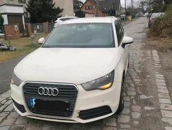 Weiß Gebraucht 2011 Audi A1 Kleinwagen | 5.000 € (Guter Preis)