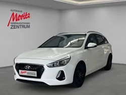 Weiss Gebraucht 2018 Hyundai i30 Kombi | 11.990 € (Fairer Preis)