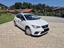 Weiß Gebraucht 2018 Seat Ibiza Reference Kleinwagen | 8.850 € (Etwas zu teuer)