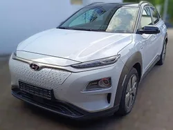 Weiß Gebraucht 2020 Hyundai Kona Style SUV | 18.950 € (Guter Preis)
