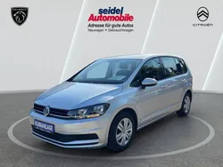 Silber Gebraucht 2017 VW Touran Trendline Van / Kleinbus | 19.990 € (Fairer Preis)