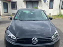 Schwarz Gebraucht 2010 VW Golf VI Team Limousine | 3.750 € (Guter Preis)